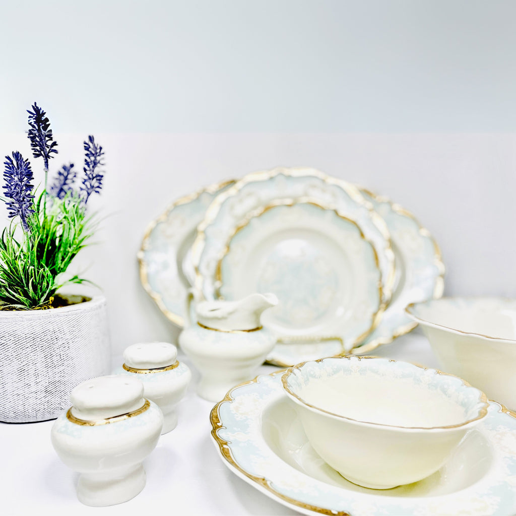 98-PIECE WHITE & GOLD MARTA BLUE DINNERWARE SET FOR 12-PERSON