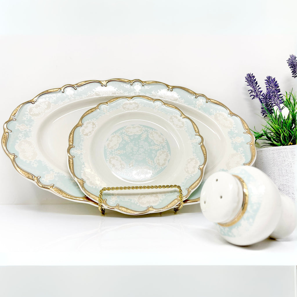 98-PIECE WHITE & GOLD MARTA BLUE DINNERWARE SET FOR 12-PERSON