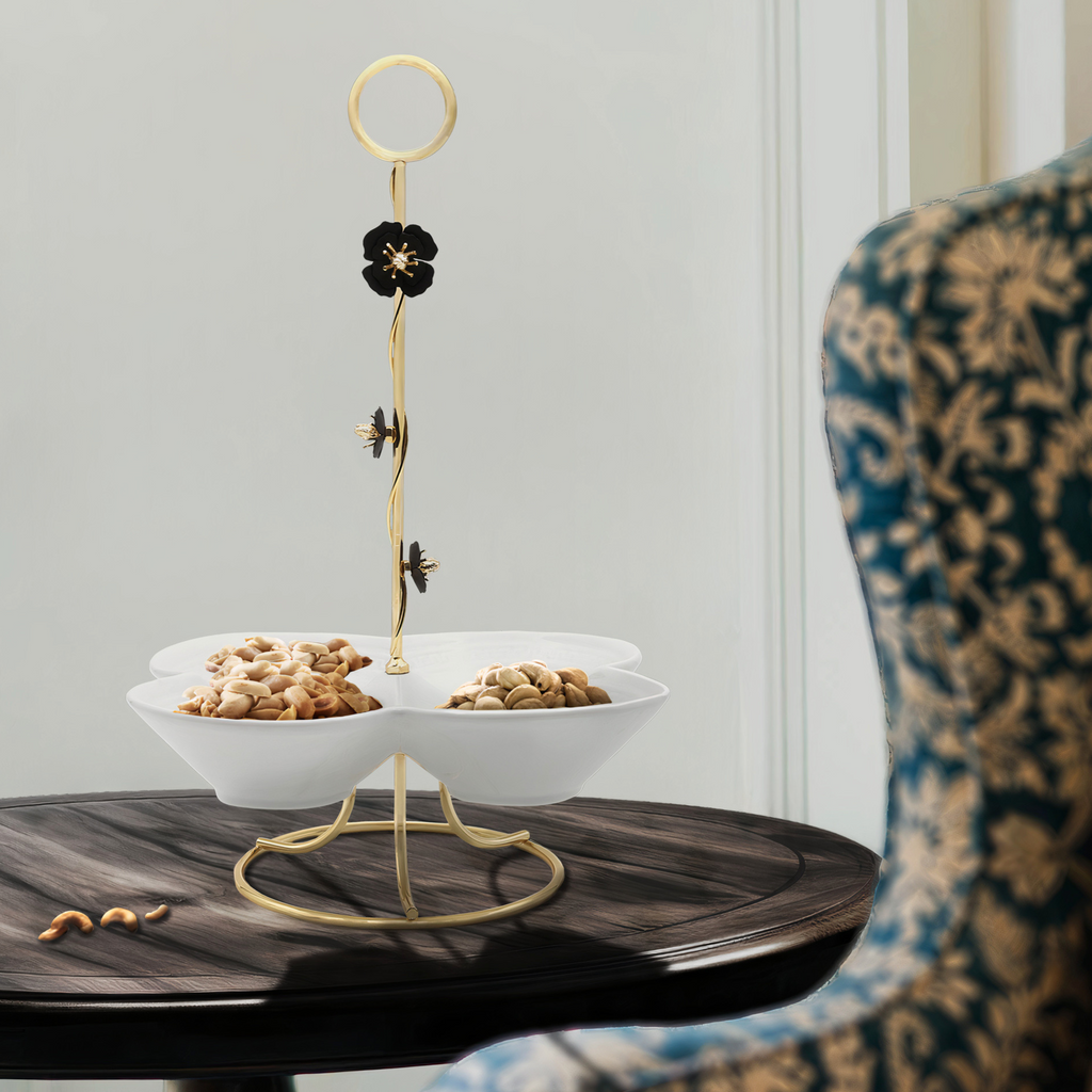 FOUR-SECTION SNACK BOWL