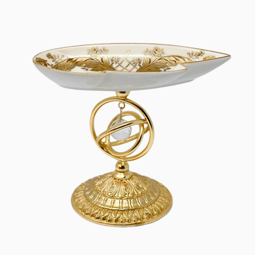 ITALIAN OVAL SWEET PLATE ON GOLDEN FOOT. NOBLE HOME GIFTS