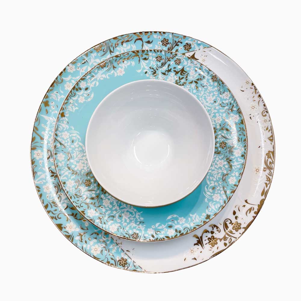 SIX PERSON 30-PIECE BLUE, WHITE, AND GOLD DINNERWARE SET