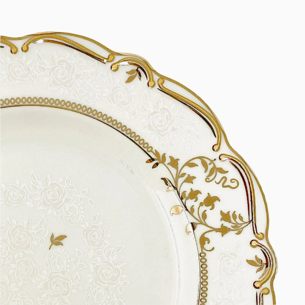 12 PERSON 98 PIECE WHITE AND GOLD PAOLA DINNERWARE SET