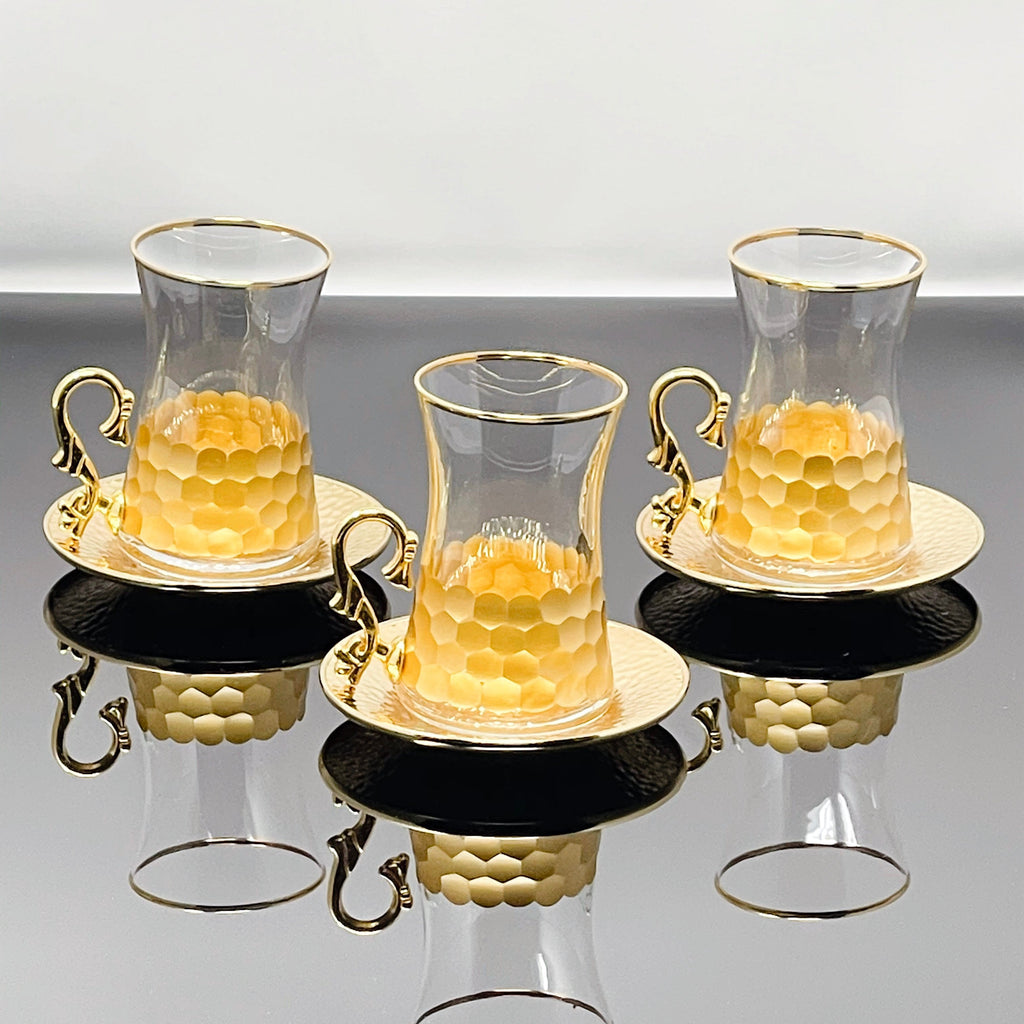 12-PIECE TEA SET FOR 6-PERSON WITH HANDLE IN GOLD TONE