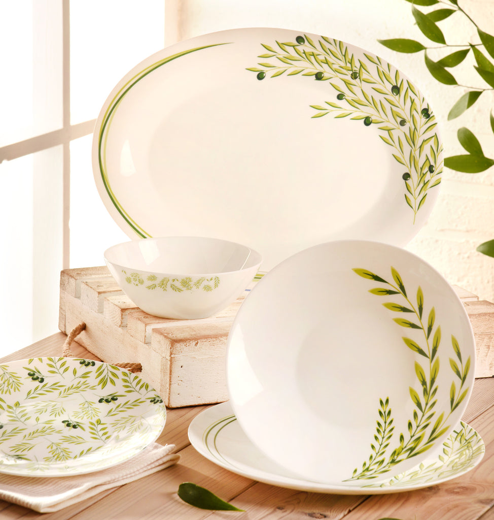 28-PIECE OPAL DINNERWARE SET, 925