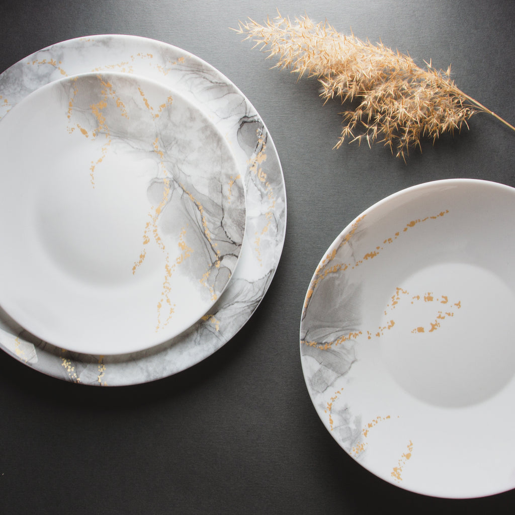 28-PIECE OPAL DINNERWARE SET, 935