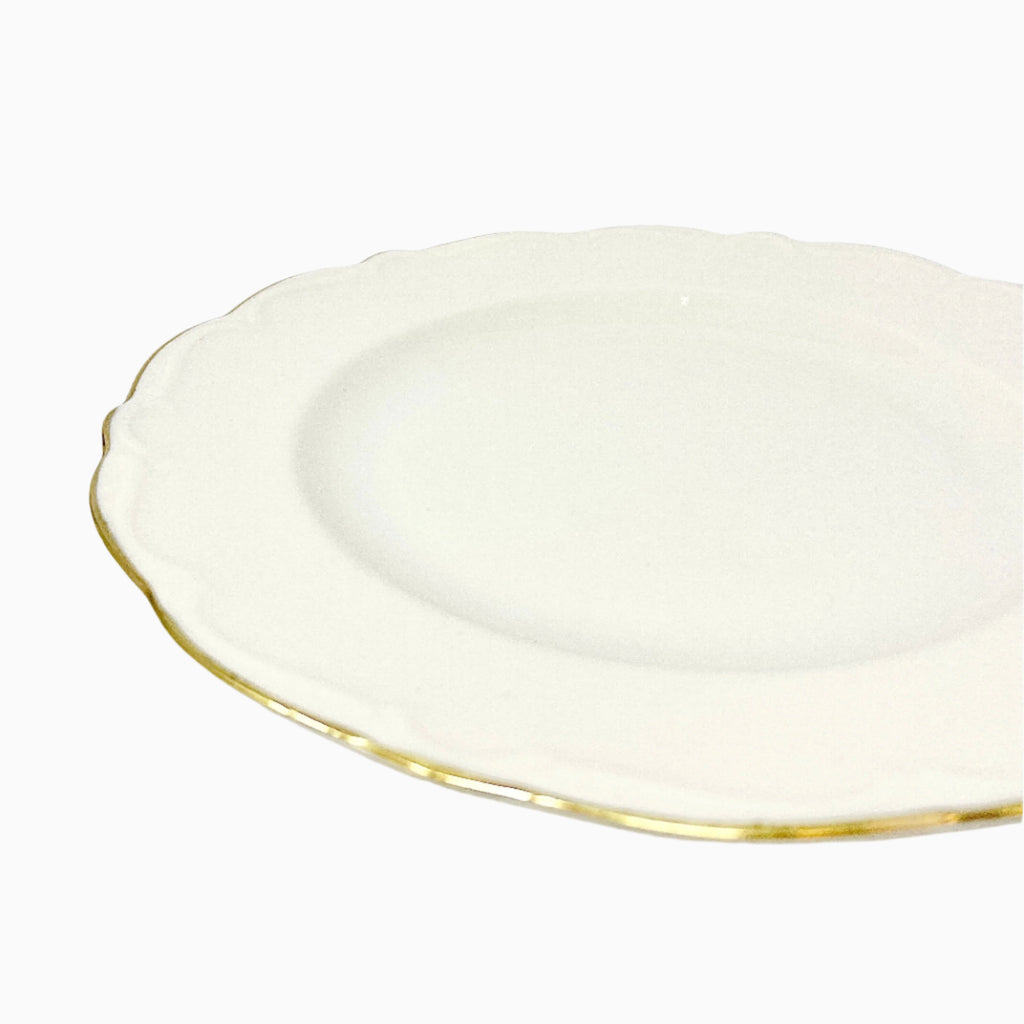 6 PERSON 30 PIECE GOLDEN RIMMED DINNERWARE SET