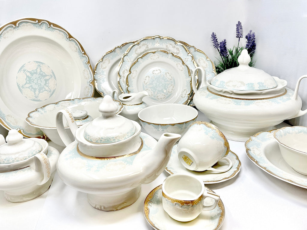 98-PIECE WHITE & GOLD MARTA BLUE DINNERWARE SET FOR 12-PERSON