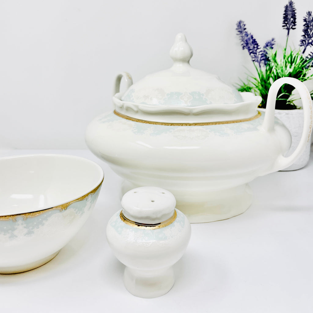 98-PIECE WHITE & GOLD MARTA BLUE DINNERWARE SET FOR 12-PERSON