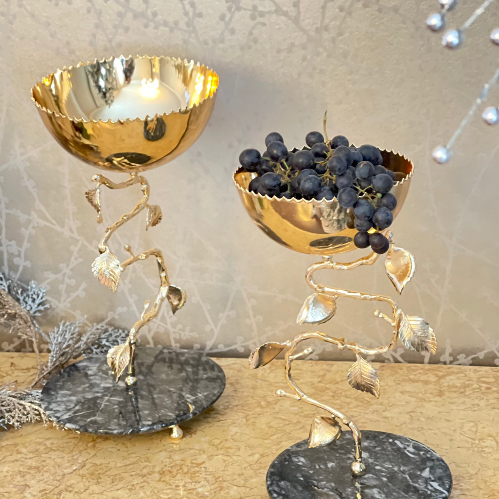 MEDIUM GOLDEN TONE SNACK BOWL WITH SPIRAL STAND