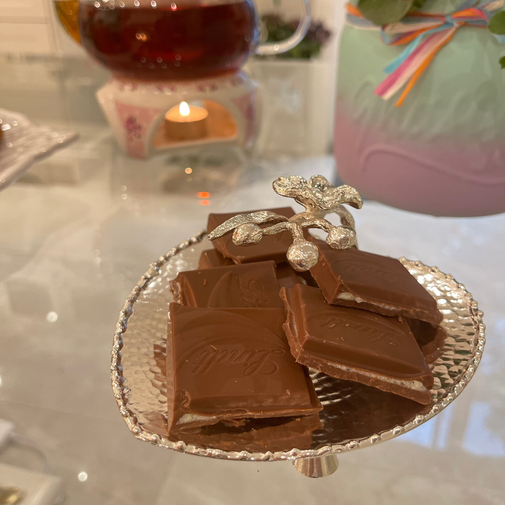 SILVER HEART-SHAPED SNACK PLATE WITH FLOWER HANDLE