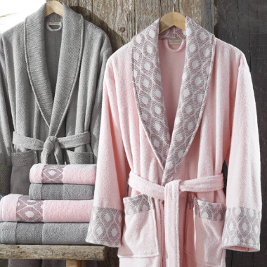 SIX-PIECE COTTON GREY & PINK BATHROBE SET