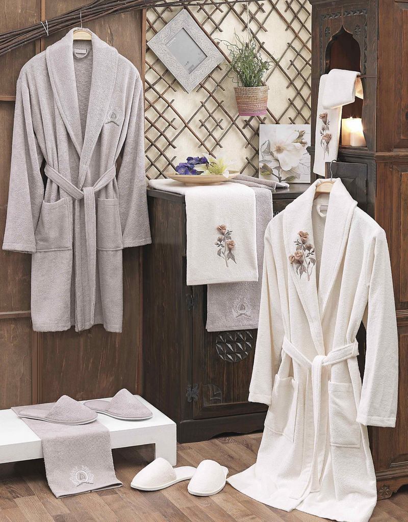 SIX PIECE COTTON BLUE AND WHITE BATHROBE SET