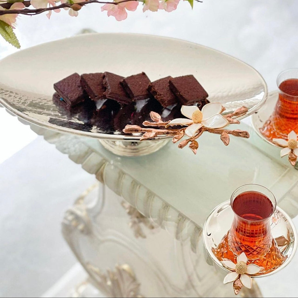WHITE FLOWER TEA SET FOR 6-PERSON